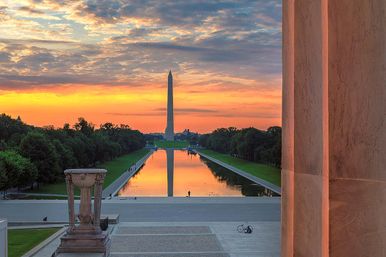 Private DC Tours: Custom Itineraries for Bachelorettes & Other Groups image 1