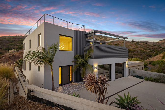 Wander Malibu Canyon: 4 BR Canyon Retreat with Stunning Views image 10