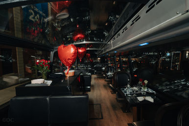 Bustronome Gourmet Lunch or Dinner Tour NYC: Chef-Prepared Bites + Insta-Worthy Sights image 3