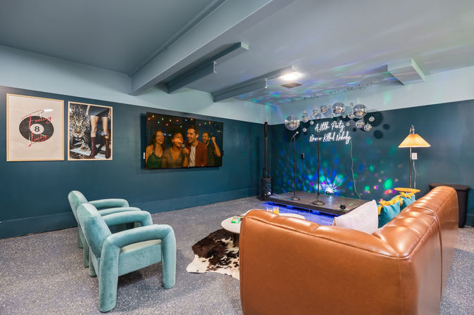 The Weekender CLT: Pickleball, Hot Tub, Firepit, Karaoke + Arcade (Sleeps 23) image 43