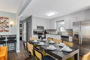 The Weekender CLT: Pickleball, Hot Tub, Firepit, Karaoke + Arcade (Sleeps 23) image 65
