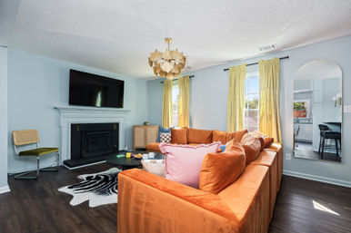 The Weekender CLT: Pickleball, Hot Tub, Firepit, Karaoke + Arcade (Sleeps 23) image 60