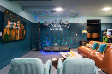 The Weekender CLT: Pickleball, Hot Tub, Firepit, Karaoke + Arcade (Sleeps 23) image 37