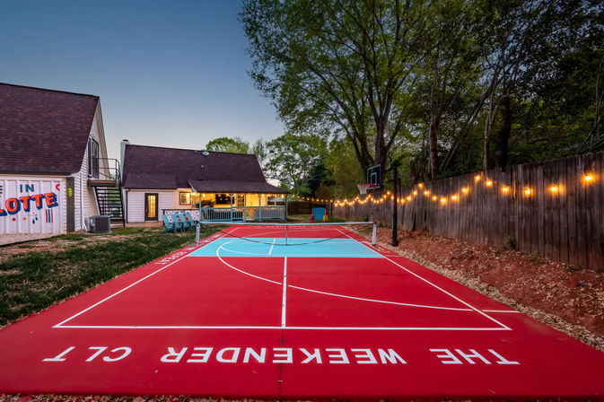 The Weekender CLT: Pickleball, Hot Tub, Firepit, Karaoke + Arcade (Sleeps 23) image 39