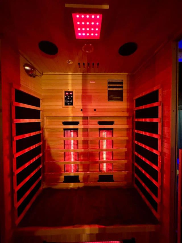 The Serenity Villa: Spa, Sauna & Stylish Comfort image 4