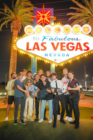 Nightclub on Wheels: Lounge Entry, Private Party Bus with Free Drinks + Photo Stop & Nightclub of Your Choice with Free Entry image 21