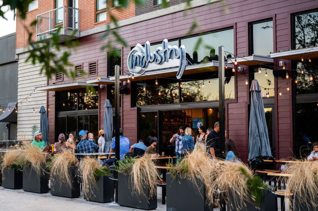 Austin-Style Eating: Pregame, Brunch, and Dinner Packages at Austin’s Best Hangout image 3