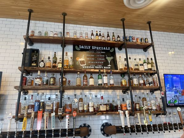 Austin-Style Eating: Pregame, Brunch, and Dinner Packages at Austin’s Best Hangout image 23