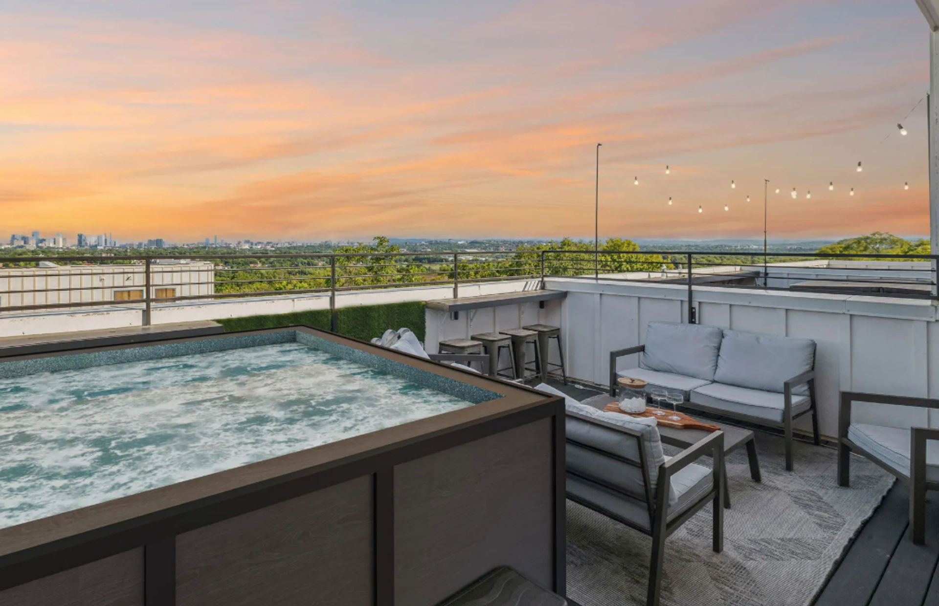 4-Story Country Music Themed Vacation Home: Rooftop, Hot Tub + Sweeping Views image 1