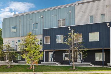4-Story Country Music Themed Vacation Home: Rooftop, Hot Tub + Sweeping Views image 16