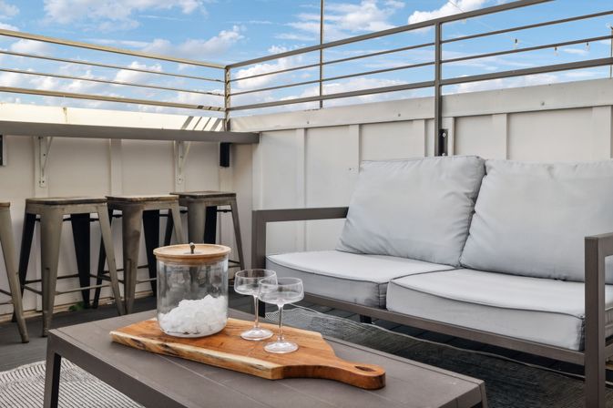 4-Story Country Music Themed Vacation Home: Rooftop, Hot Tub + Sweeping Views image 58