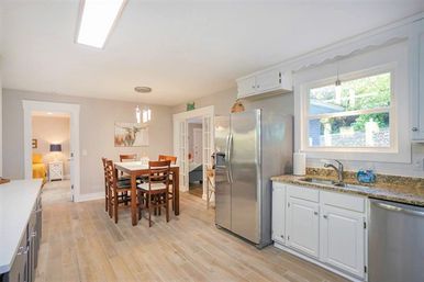 Nashville Vibes at Ivywood: Hot Tub, Fire Pit & Outdoor Dining image 8