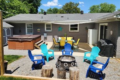 Nashville Vibes at Ivywood: Hot Tub, Fire Pit & Outdoor Dining image 4
