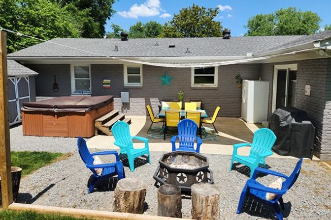 Nashville Vibes at Ivywood: Hot Tub, Fire Pit & Outdoor Dining image 4