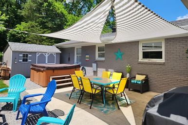 Nashville Vibes at Ivywood: Hot Tub, Fire Pit & Outdoor Dining image 28