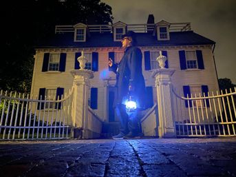 Haunted Footsteps Ghost Tour & Paranormal Investigation in Historical Salem image 4