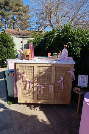The Groovy Boozy: AZ’s Most Aesthetic Mobile Bar & Poolside Bar Service image 7