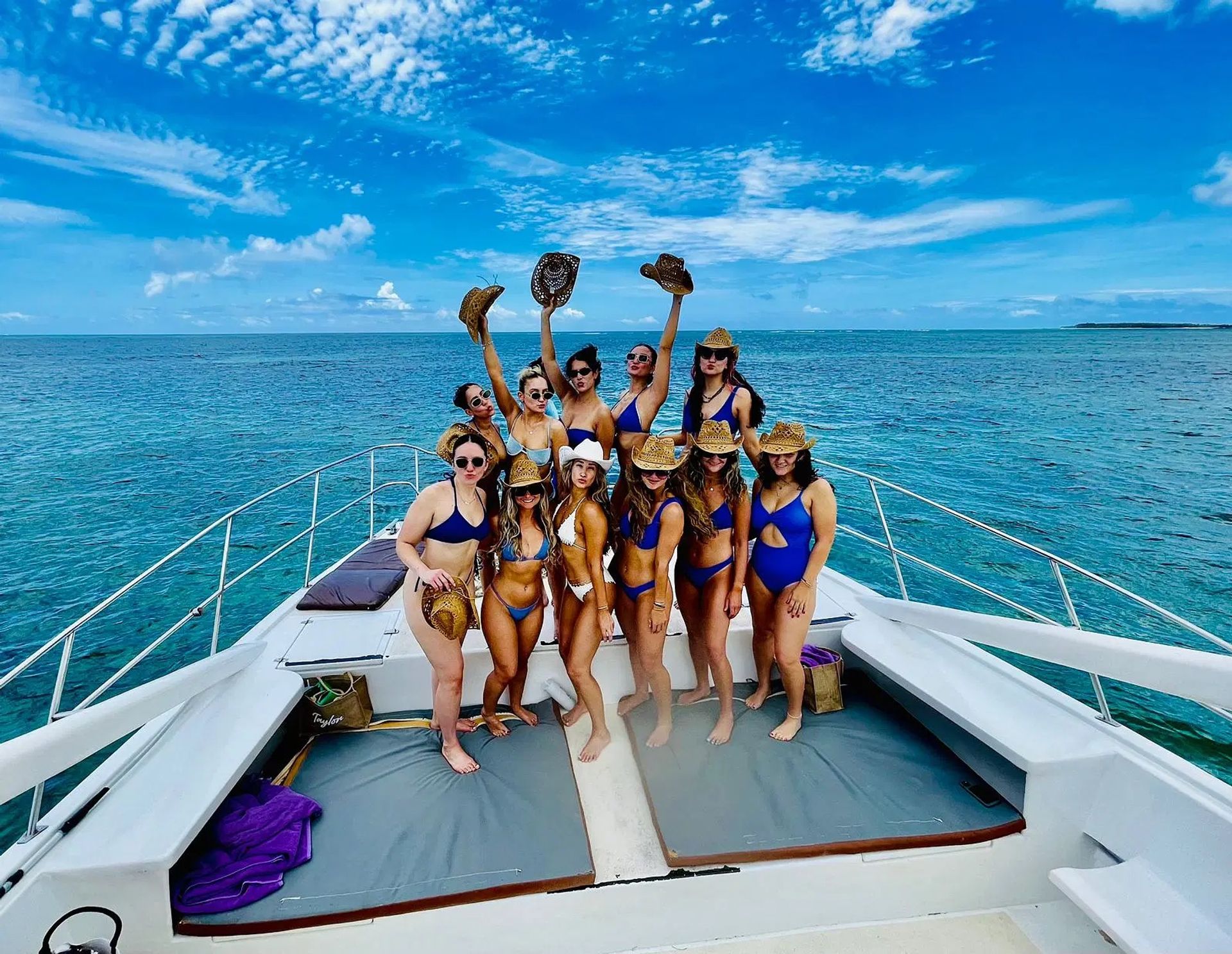 Private Party Boat with Snorkeling, Lunch, Unlimited Drinks & Sand-Bar image 1