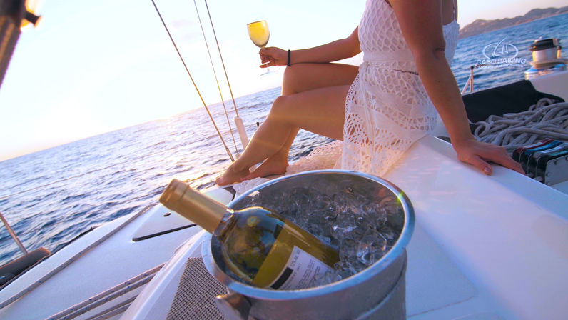 Breathtaking Sunset Sailboat Cruise through El Arco, Lovers Beach and the Sea Lion Colony image 7