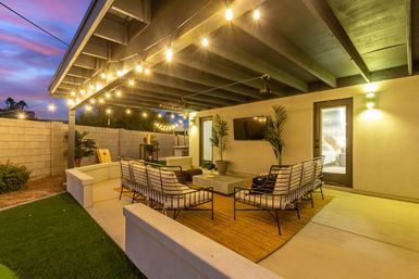 Tropic Oasis II: Bali-Inspired Villa with Heated Pool, Putting Green & Outdoor Lounge image 33