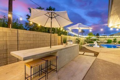 Tropic Oasis II: Bali-Inspired Villa with Heated Pool, Putting Green & Outdoor Lounge image 28