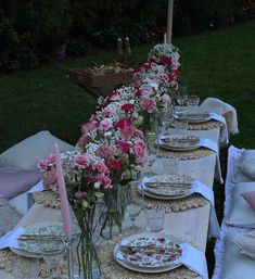 Picnic Perfection Insta-Worthy Luxury Picnic to Celebrate in Style image 7