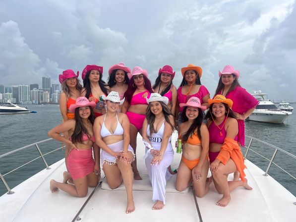 Miami Magic: 55' SeaRay Party on the Water image 2