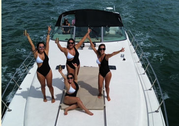Miami Magic: 55' SeaRay Party on the Water image 4