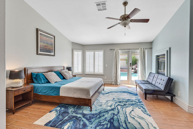 Posh Villa: 8 BD/5 Bath with 16 Beds for 24 Guests image 4