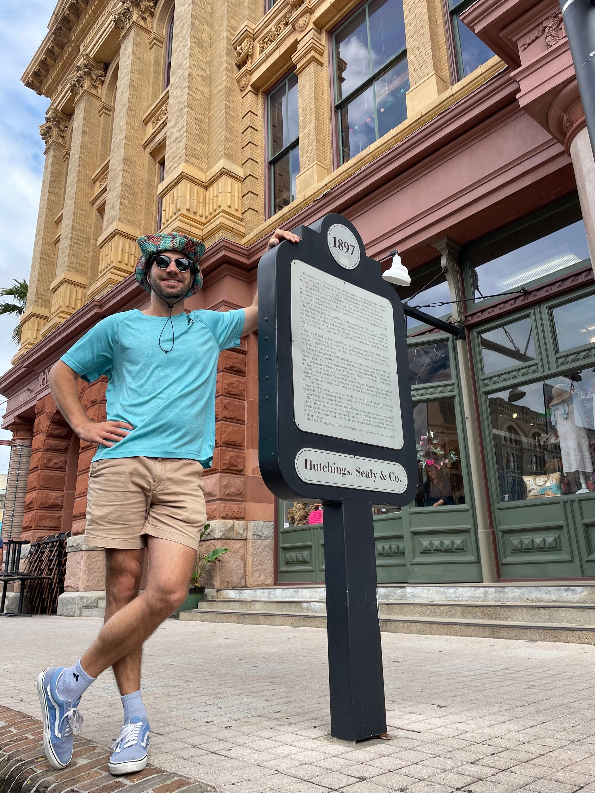 Historic Galveston Walking Tour: Fun & Informative Guided Experience image 2