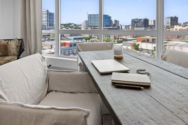 Artisan Retreat: Rooftop Pool, City Views + Walk to Broadway image 12