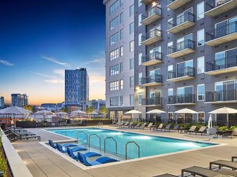 Artisan Retreat: Rooftop Pool, City Views + Walk to Broadway image 2