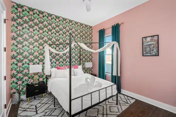 Glam Haus: Designer Getaway Near Broadway with Rooftop Deck image 3