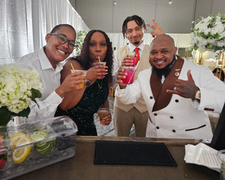 Personal Cocktail & Mocktail Experience: Mobile Bar Service for Your Event image 1