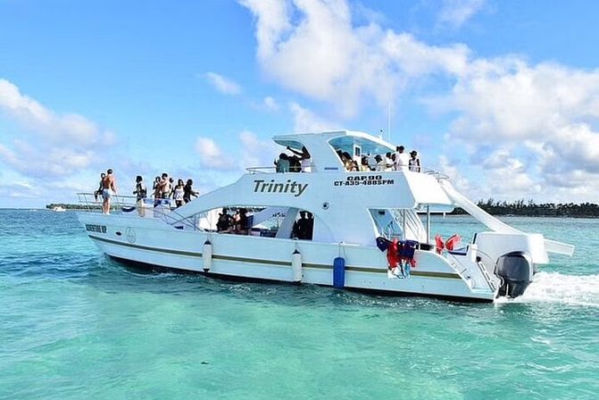 Hip Hop Adult-Only Party Boat with Unlimited Drinks & Sand-Bar image 40