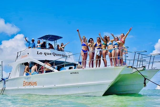 Hip Hop Adult-Only Party Boat with Unlimited Drinks & Sand-Bar image 2