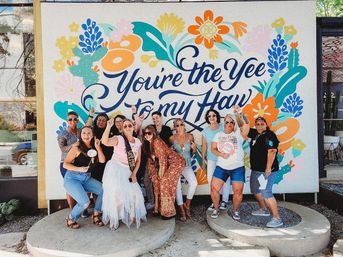 Mimosas & Murals BYOB Party Bus Tour with Photoshoot image 12