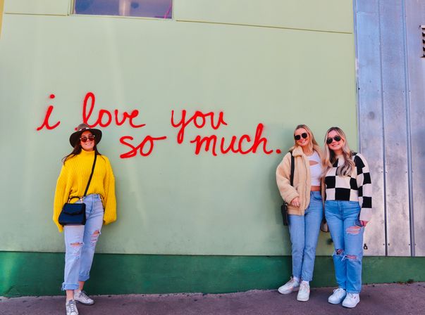 Mimosas & Murals BYOB Party Bus Tour with Photoshoot image 5