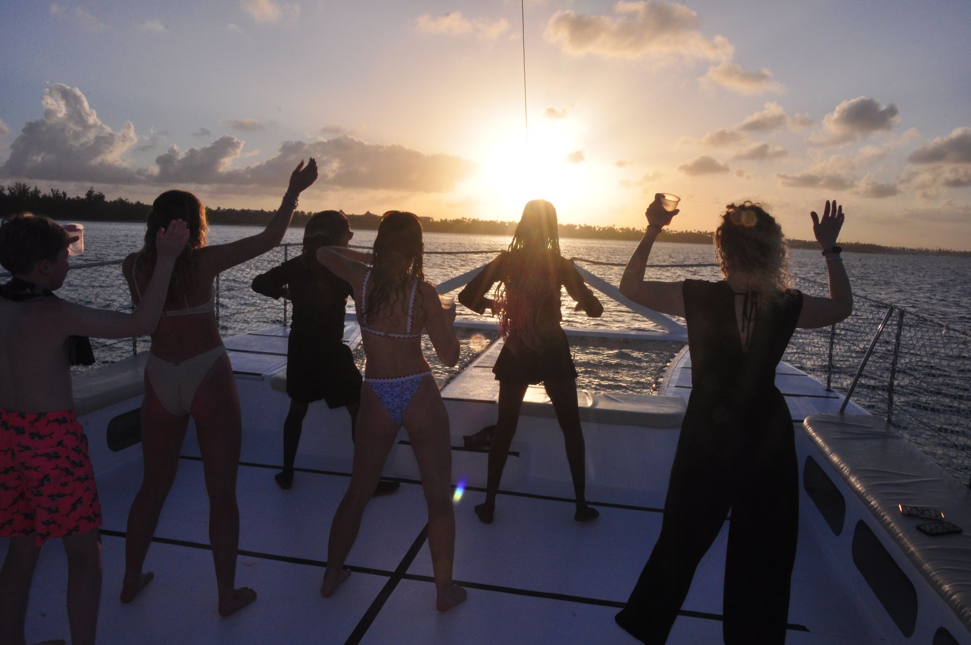 Private Sunset Cruise with Snorkeling, Natural Pool & Open Bar image 1
