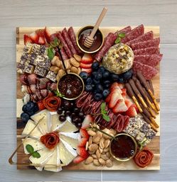 Handcrafted Charcuterie Board Delivery from Ocean Reef to Islamorada: Great for Parties & Celebrations image 2