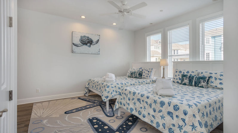 Luxury 7BR Rental with Ocean Views & Private Pool image 58