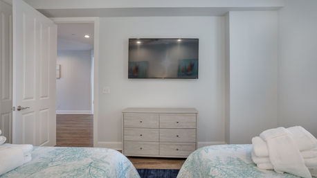 Luxury 7BR Rental with Ocean Views & Private Pool image 65