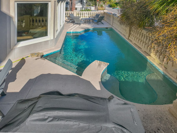Luxury 7BR Rental with Ocean Views & Private Pool image 13