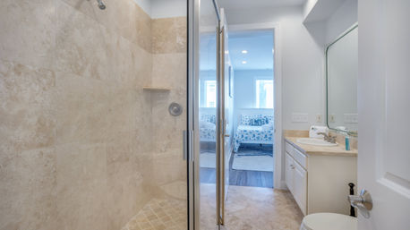 Luxury 7BR Rental with Ocean Views & Private Pool image 25