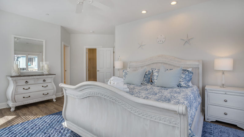 Luxury 7BR Rental with Ocean Views & Private Pool image 76