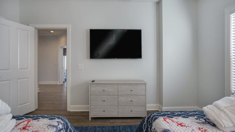 Luxury 7BR Rental with Ocean Views & Private Pool image 40