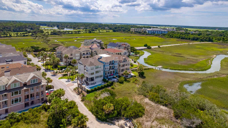 Luxury 7BR Rental with Ocean Views & Private Pool image 38