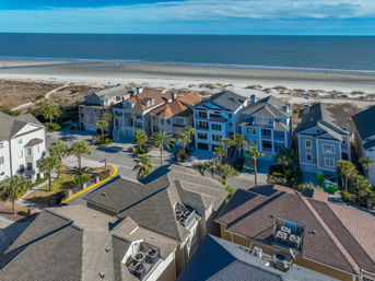 Luxury 7BR Rental with Ocean Views & Private Pool image 27