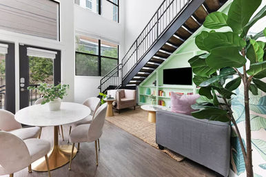 The Beverly Suite: Broadway Condo with Retro-Glam Design image 1