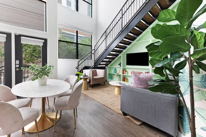 The Beverly Suite: Broadway Condo with Retro-Glam Design image 1